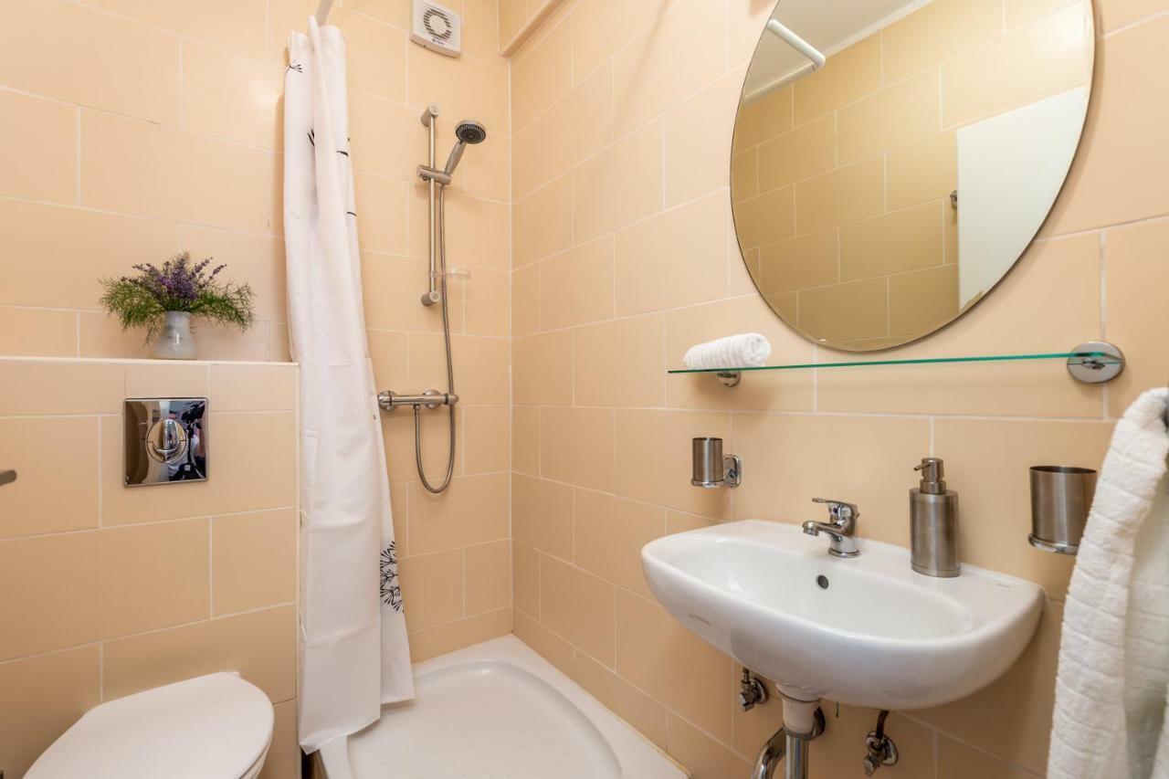 Julija Apartment ดรามัลย์ ภายนอก รูปภาพ