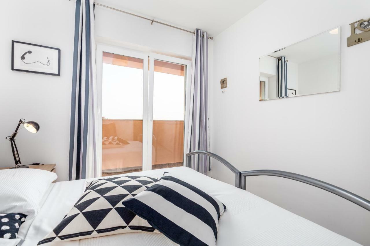 Julija Apartment ดรามัลย์ ภายนอก รูปภาพ
